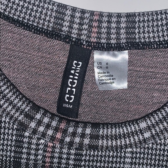 H&M mini dress - Picture 2 of 3